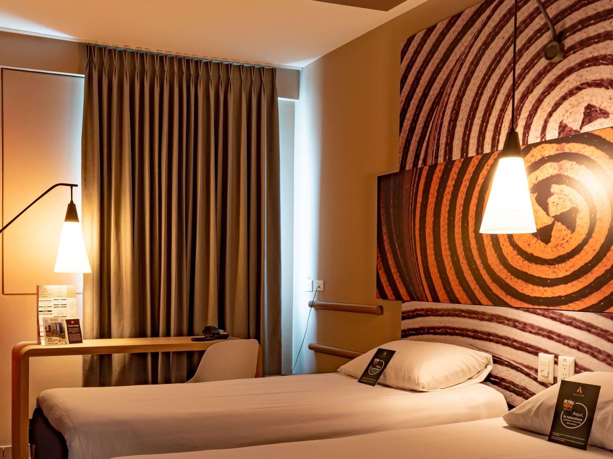 Ibis Apartadó Kültér fotó