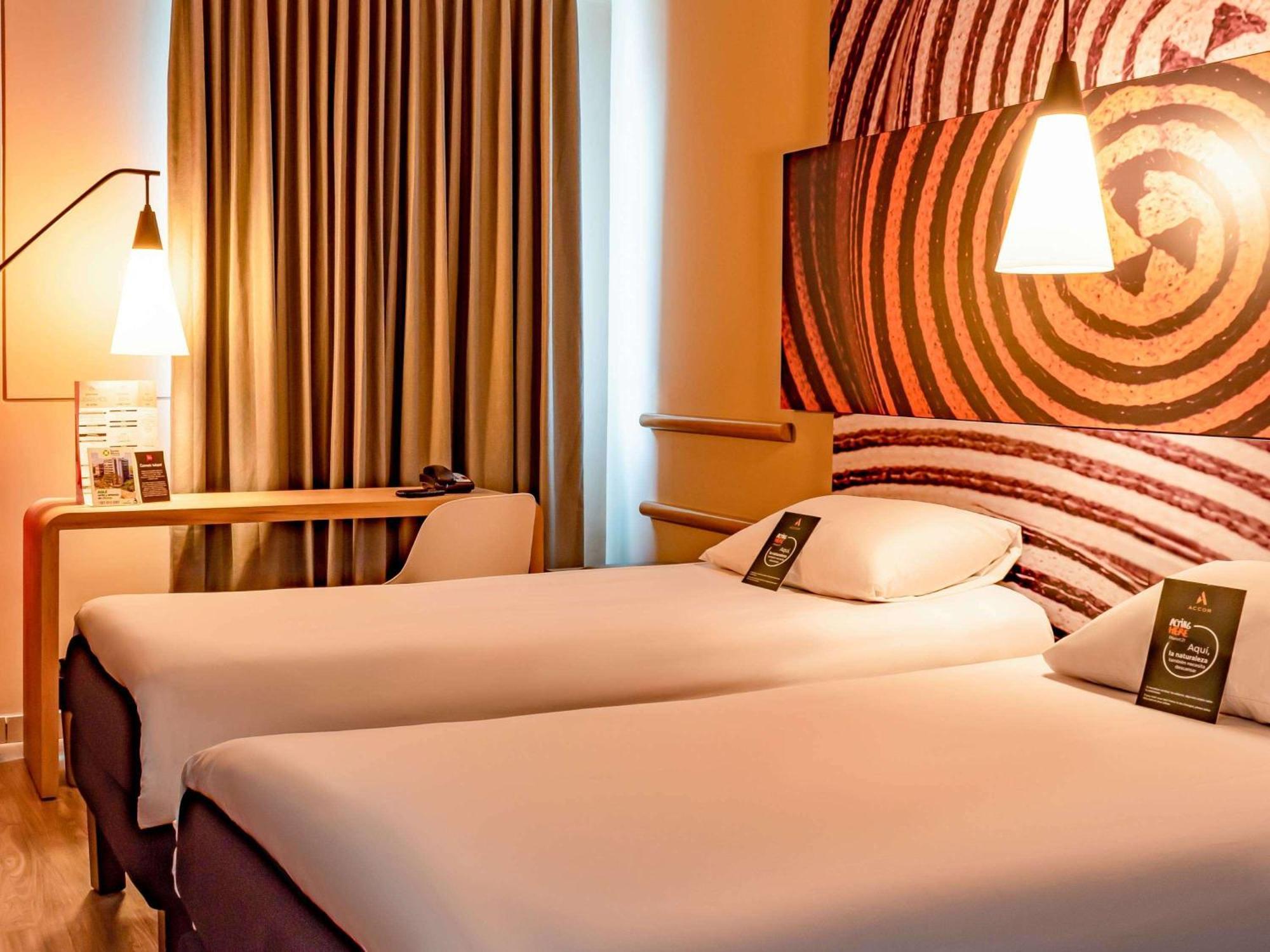 Ibis Apartadó Kültér fotó